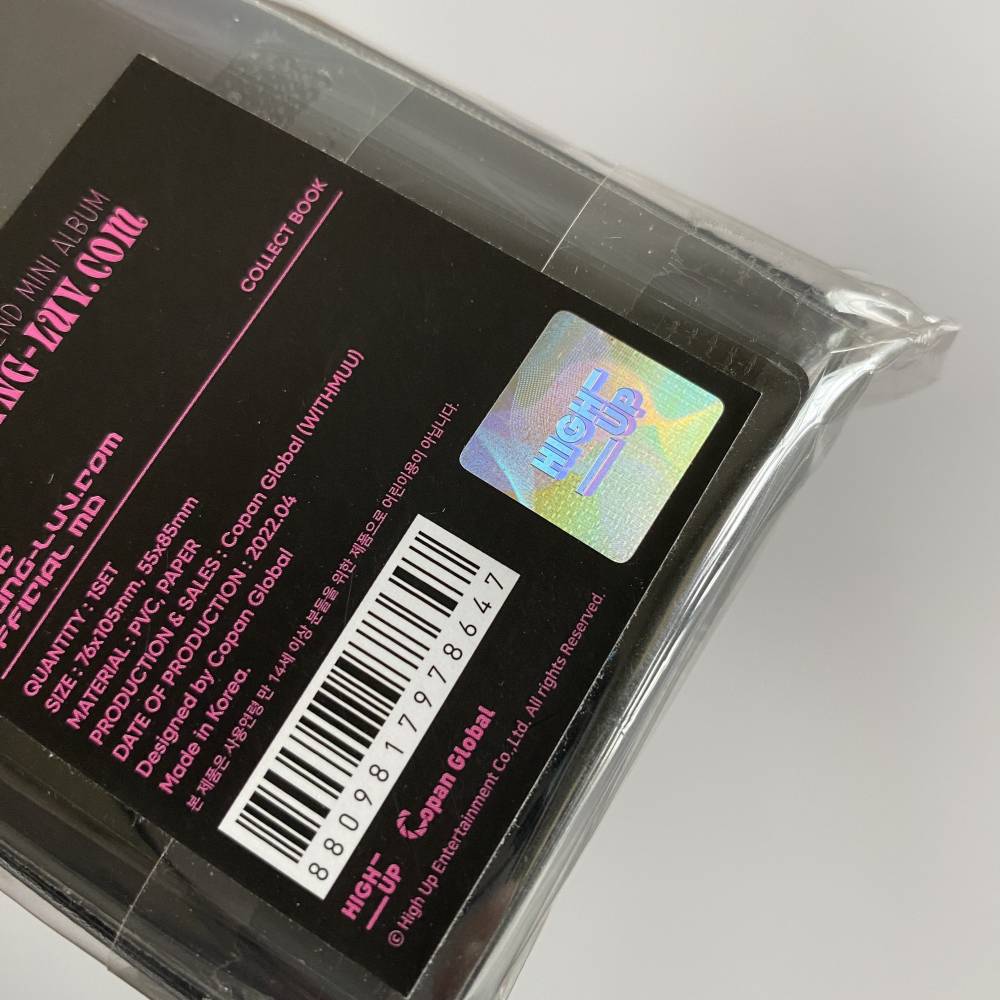 STAYC – Young-Luv.com (YOUNG Ver.) 2nd Mini Album CD + Photobook + Poster + Photocard – K-Pop
